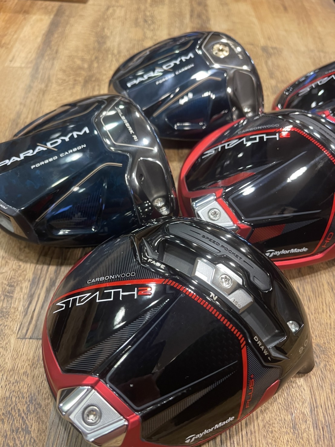 ステルス２とパラダイムシリーズのドライバーヘッド画像